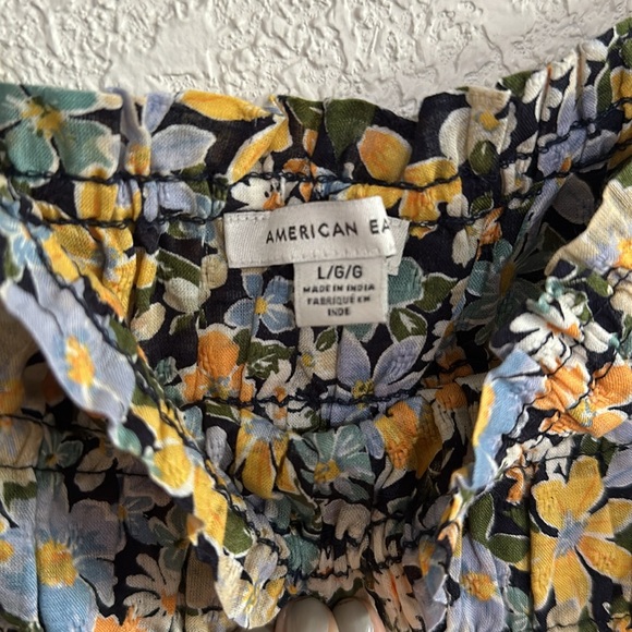 SOLD ON MERCARI; American Eagle Floral Tank - Picture 3 of 3
